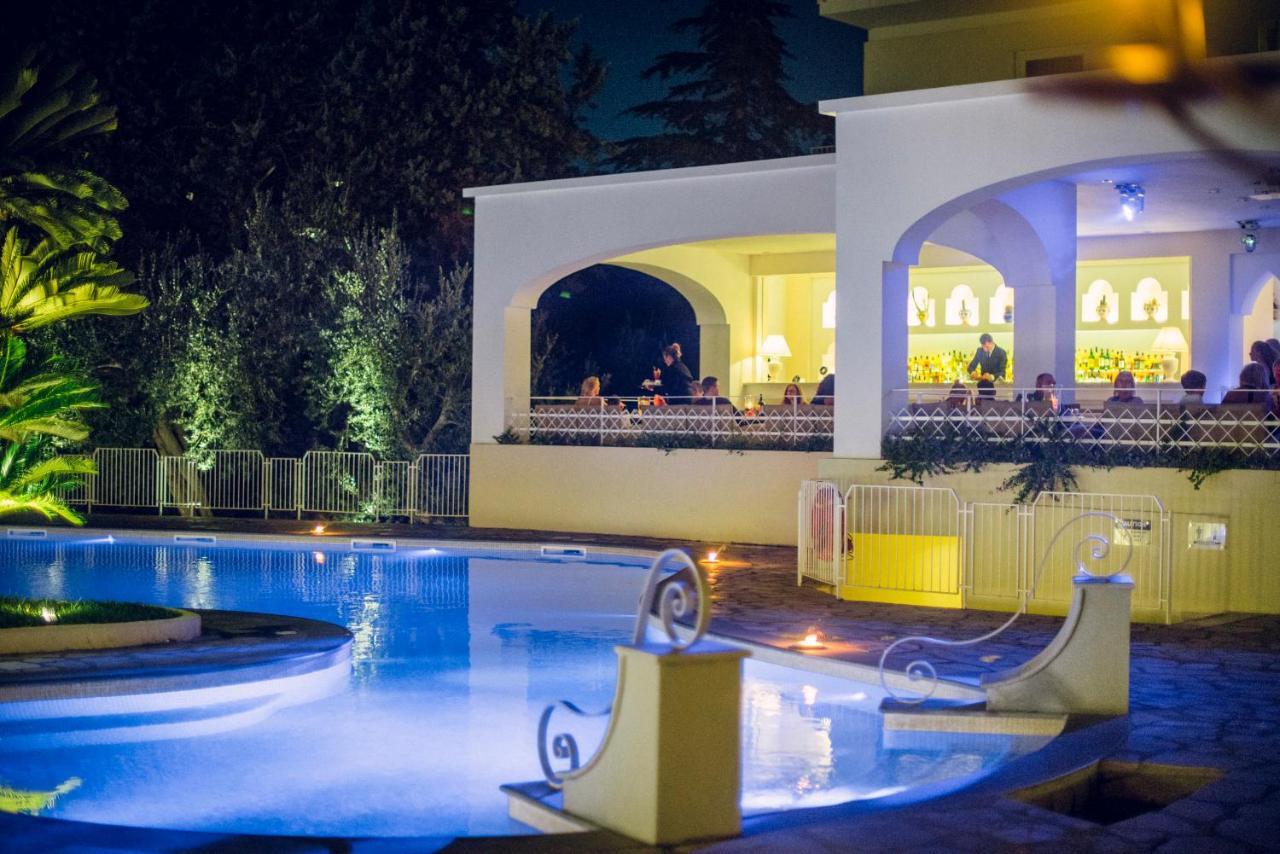 Grand Hotel Aminta Sorrento Bagian luar foto