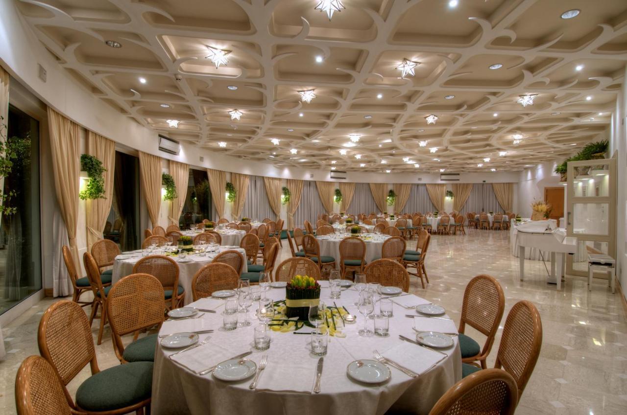 Grand Hotel Aminta Sorrento Bagian luar foto